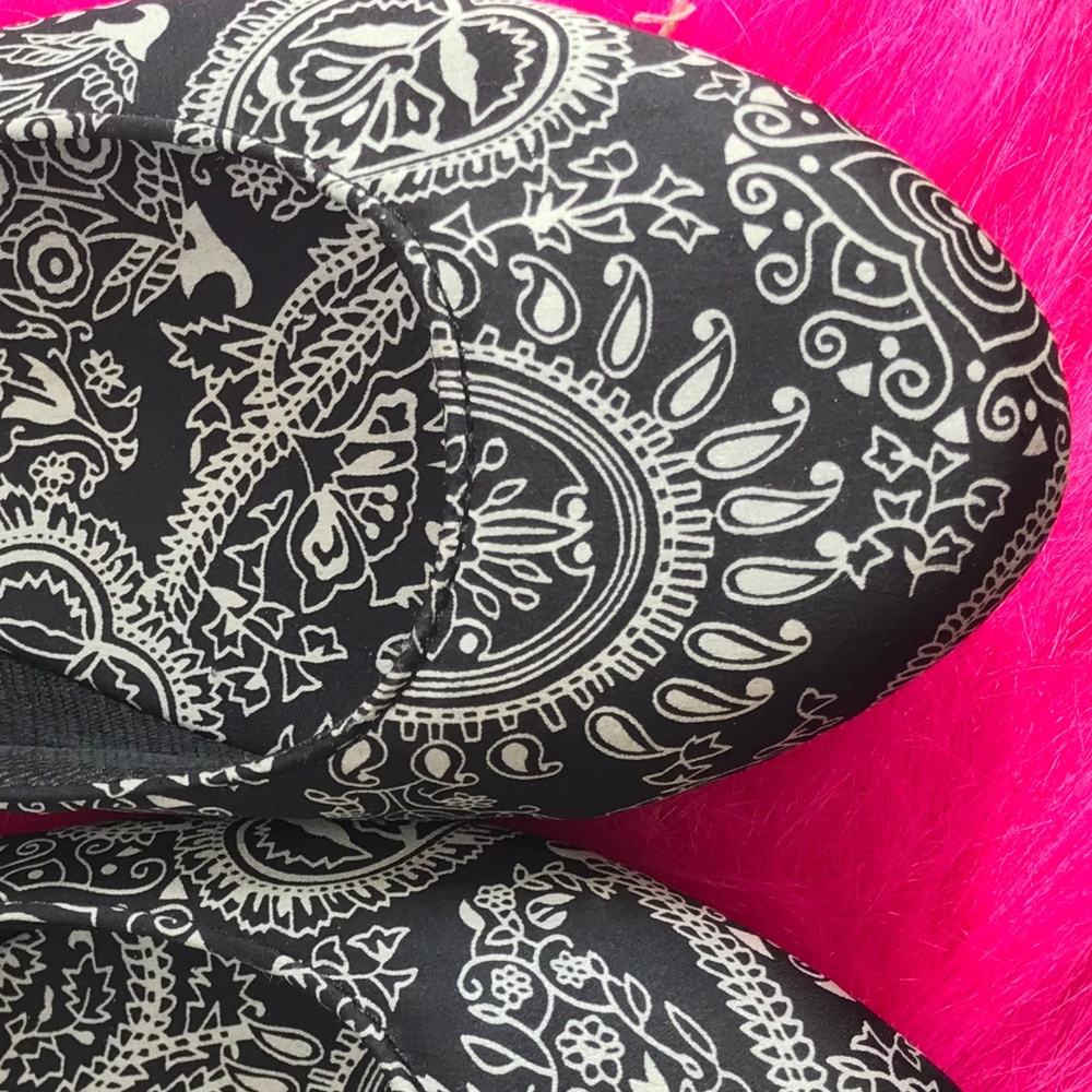 Cato black & White Print Ballet Shoes.NWOT - Picture 8 of 8